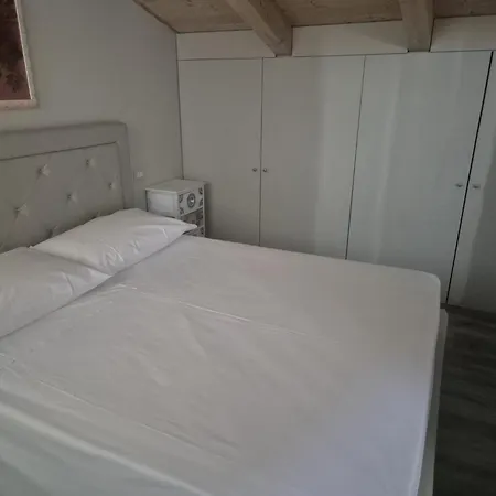 Piccolo Comfort E Stile Lägenhet