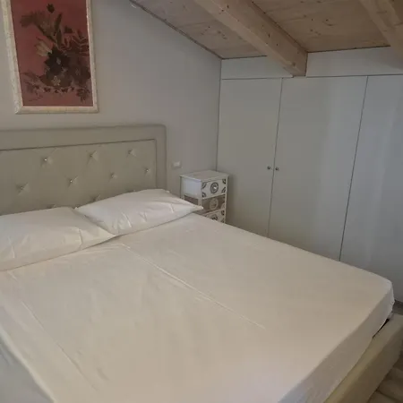 Piccolo Comfort E Stile Lägenhet